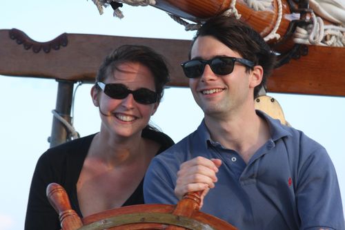 on a ete forces par une folle sur le bateau... photo en amoureux